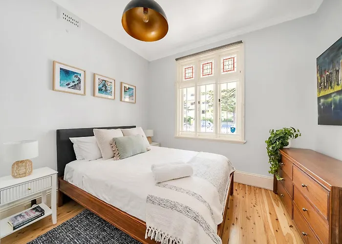 Marvelous Manly Home Moments From The Beach